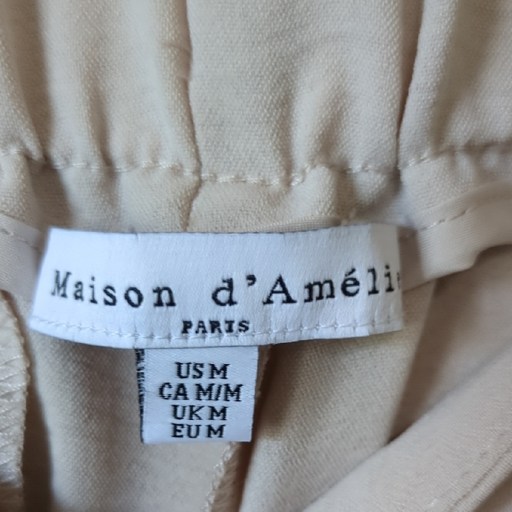 Elegant Cream Women's Pants - Picture 3 of 6